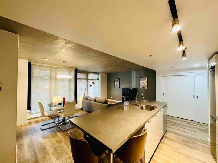 Downtown Luxe Διαμέρισμα Βανκούβερ Εξωτερικό φωτογραφία